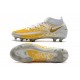 Crampons de Football Nike Phantom GT Elite DF FG Blanc Or