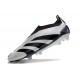 Crampons adidas Predator Elite Laceless FG Argent Noir